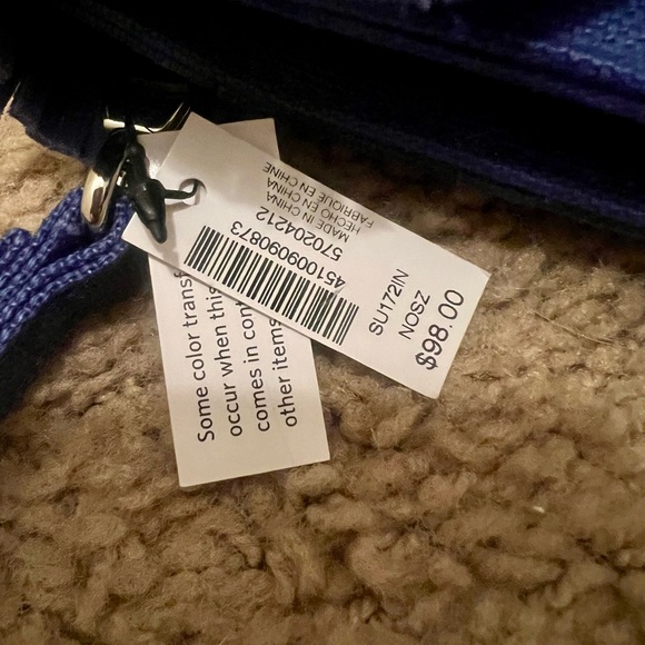 Bright blue NWT wristlet purse. - Picture 5 of 8